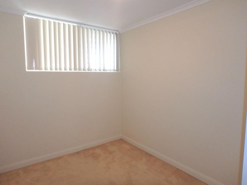 4/56 Burrai Street, Morningside QLD 4170