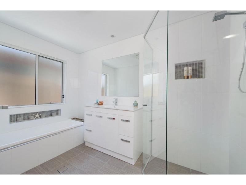 8 Koel Crescent, Port Macquarie NSW 2444