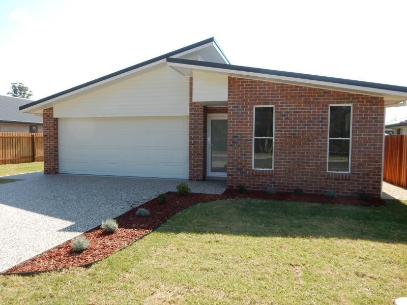 24 Glenview Drive, Wauchope NSW 2446