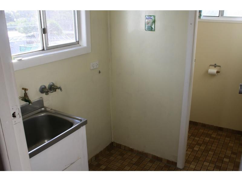 8 Park Avenue, West Kempsey NSW 2440