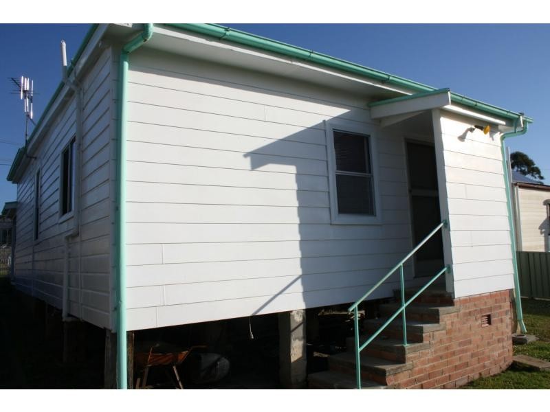 8 Park Avenue, West Kempsey NSW 2440