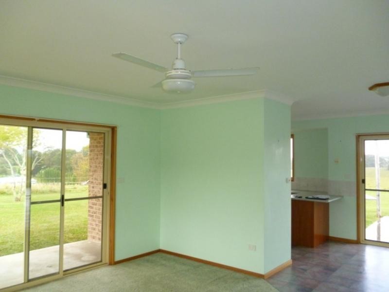 111 Old Aerodrome Road, Aldavilla NSW 2440