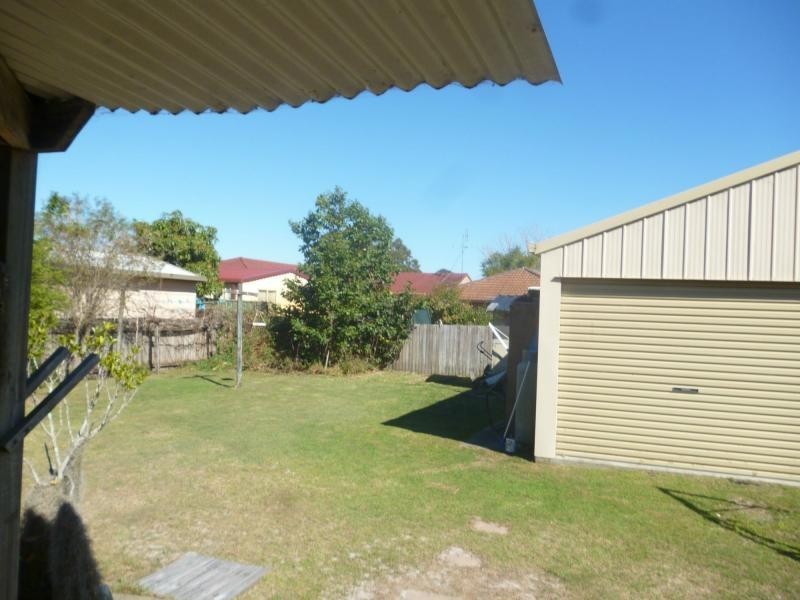 18 Fourth Avenue, Stuarts Point NSW 2441