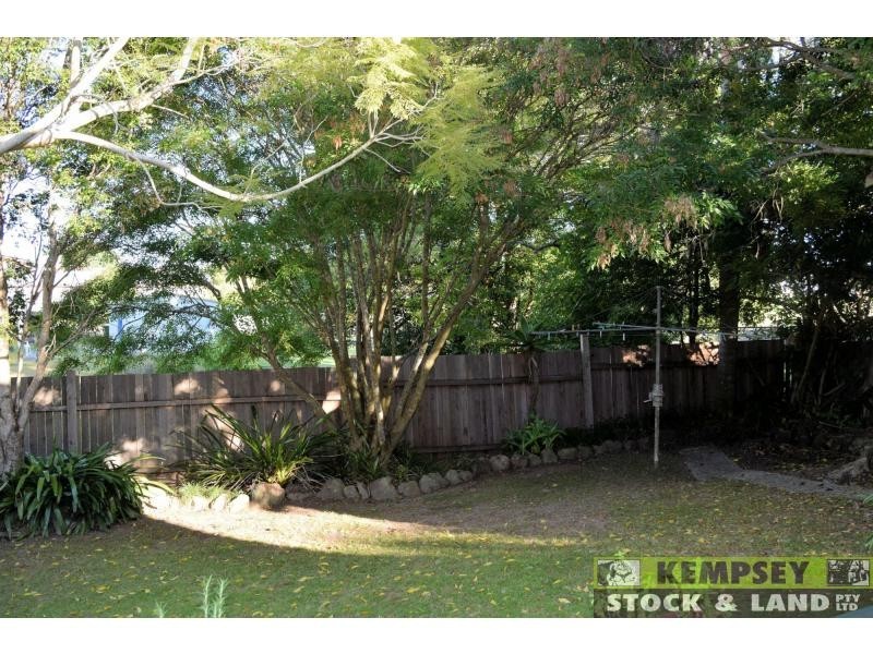 57 Clarence Ryan Avenue, West Kempsey NSW 2440