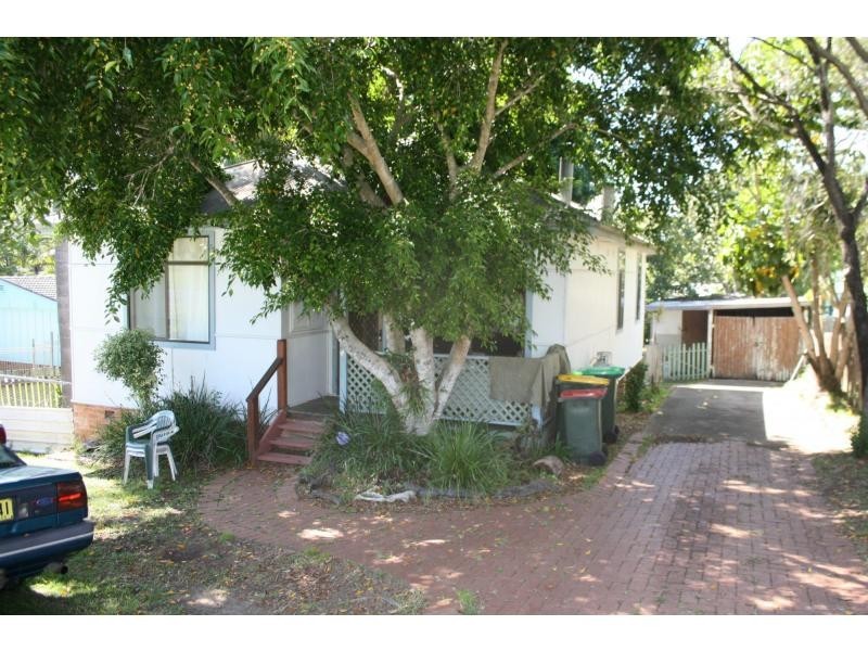 31 Elrington Avenue, West Kempsey NSW 2440