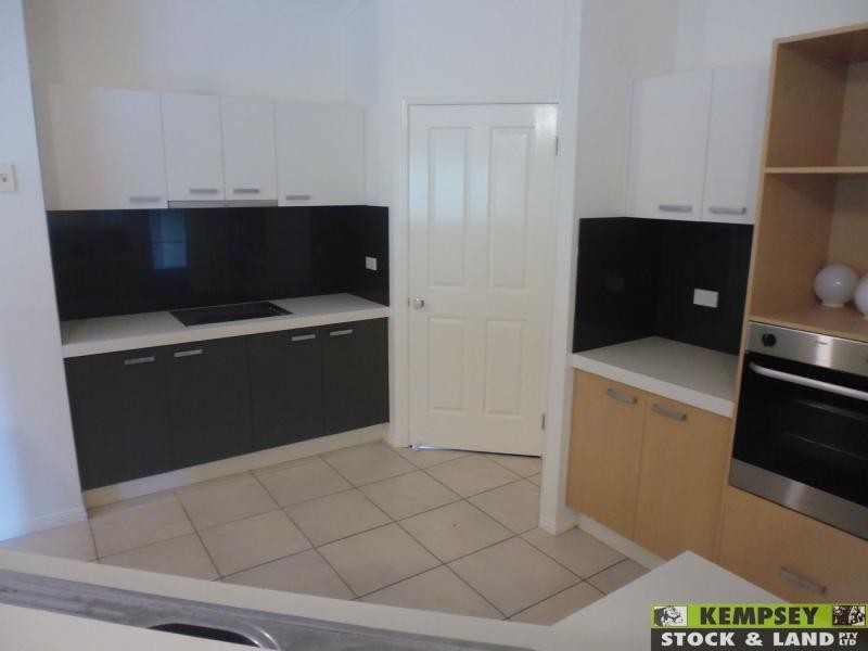 West Kempsey NSW 2440