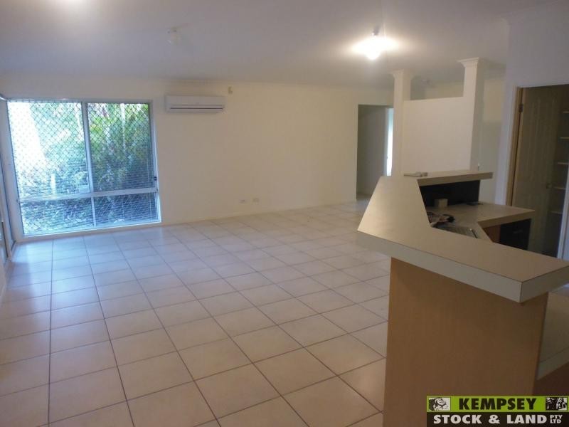 West Kempsey NSW 2440