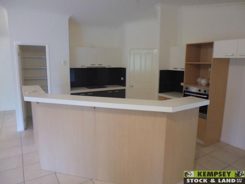 West Kempsey NSW 2440