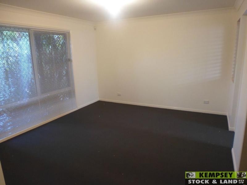 West Kempsey NSW 2440