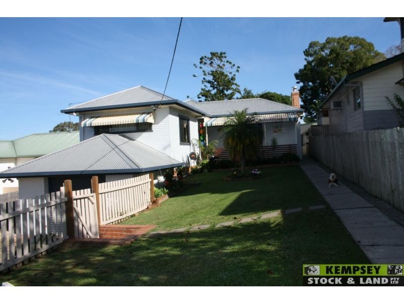 East Kempsey NSW 2440