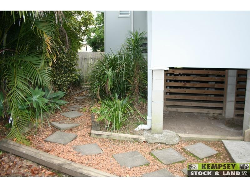 21 Elrington Avenue, West Kempsey NSW 2440