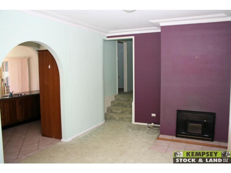 West Kempsey NSW 2440