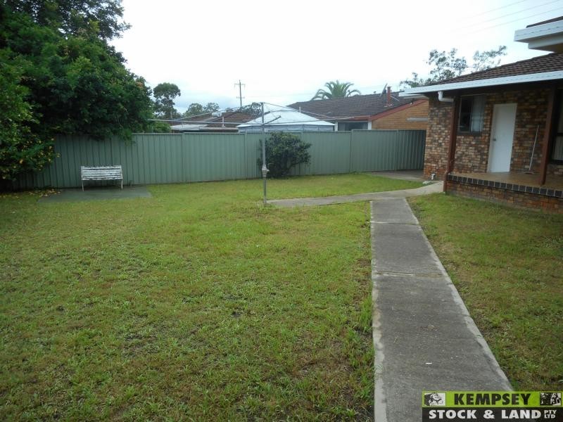 West Kempsey NSW 2440