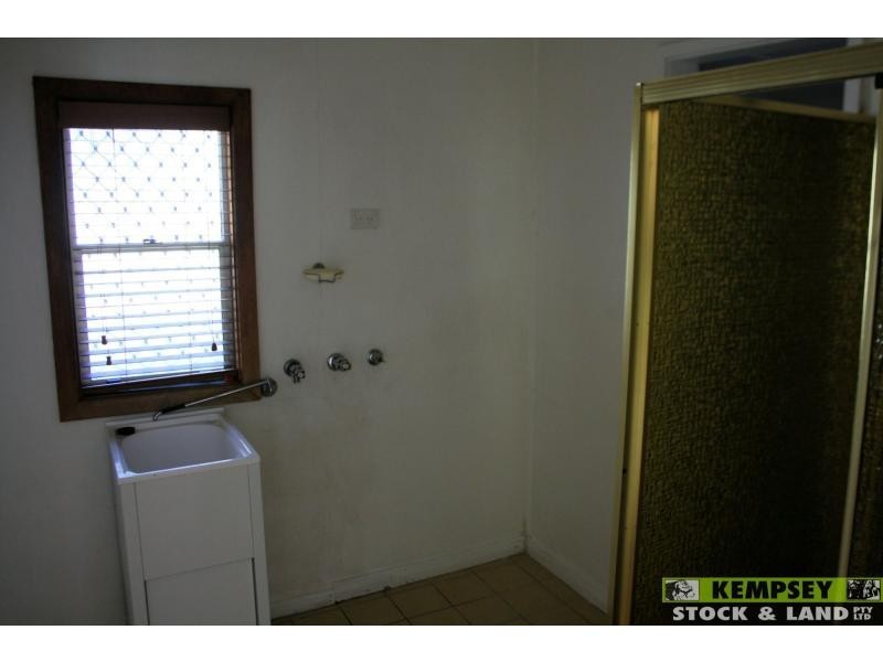 West Kempsey NSW 2440