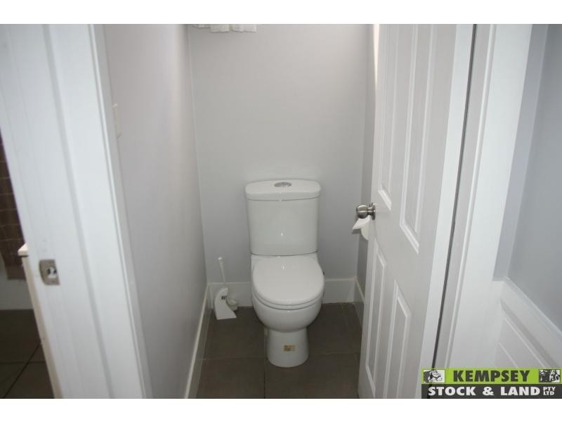 West Kempsey NSW 2440