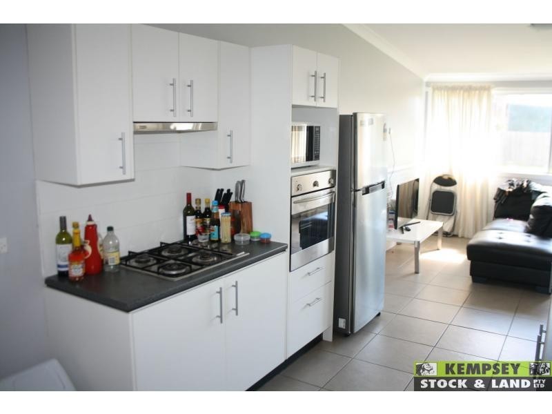 West Kempsey NSW 2440