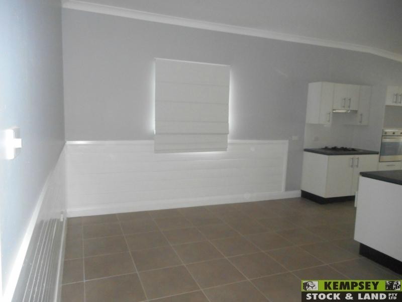 West Kempsey NSW 2440