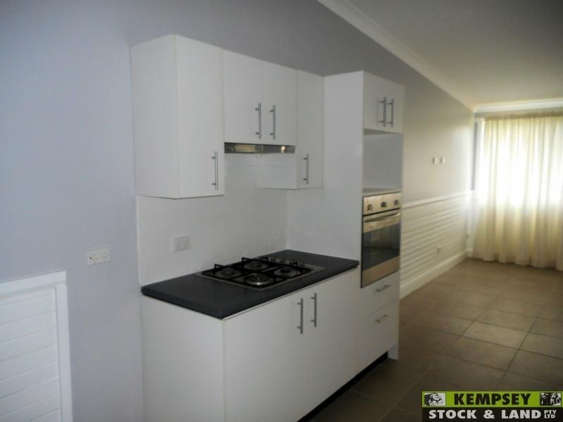 West Kempsey NSW 2440