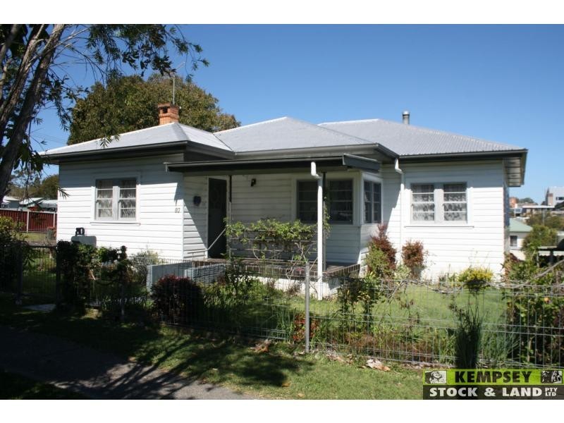 West Kempsey NSW 2440