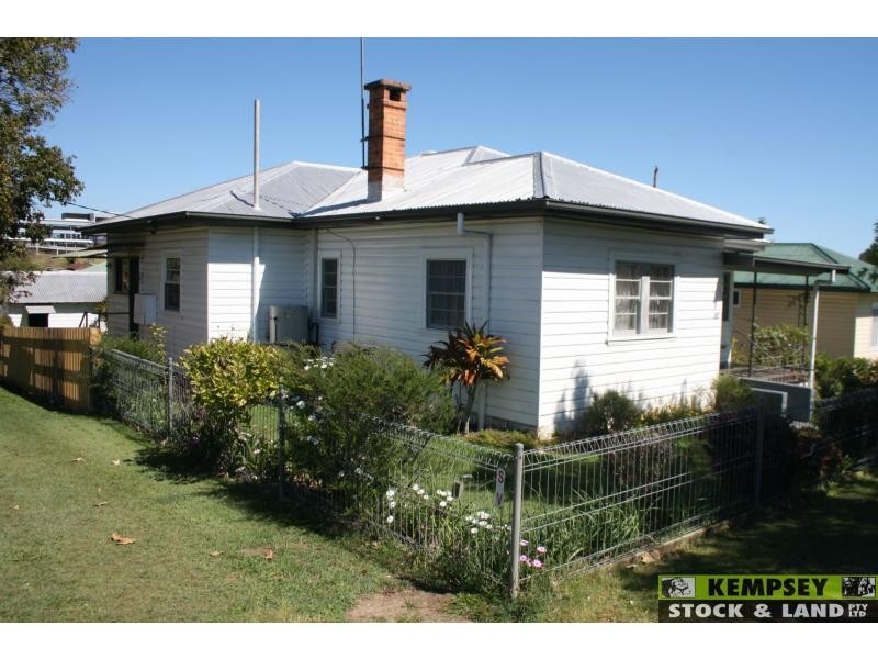 West Kempsey NSW 2440