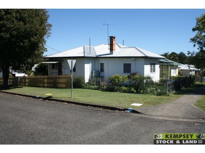 West Kempsey NSW 2440