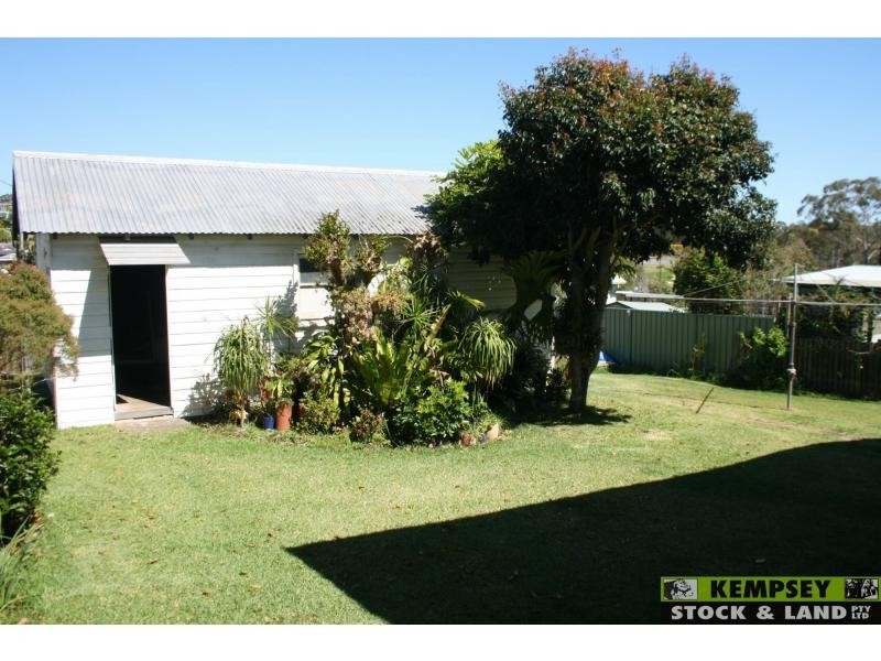 West Kempsey NSW 2440