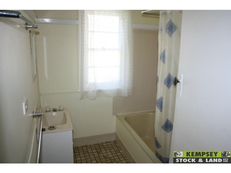 West Kempsey NSW 2440