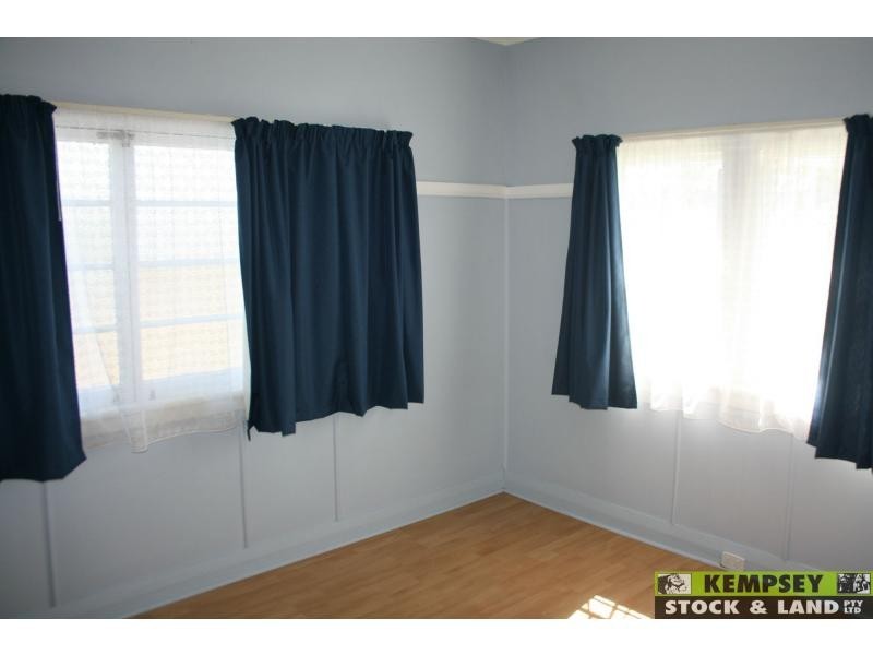 West Kempsey NSW 2440