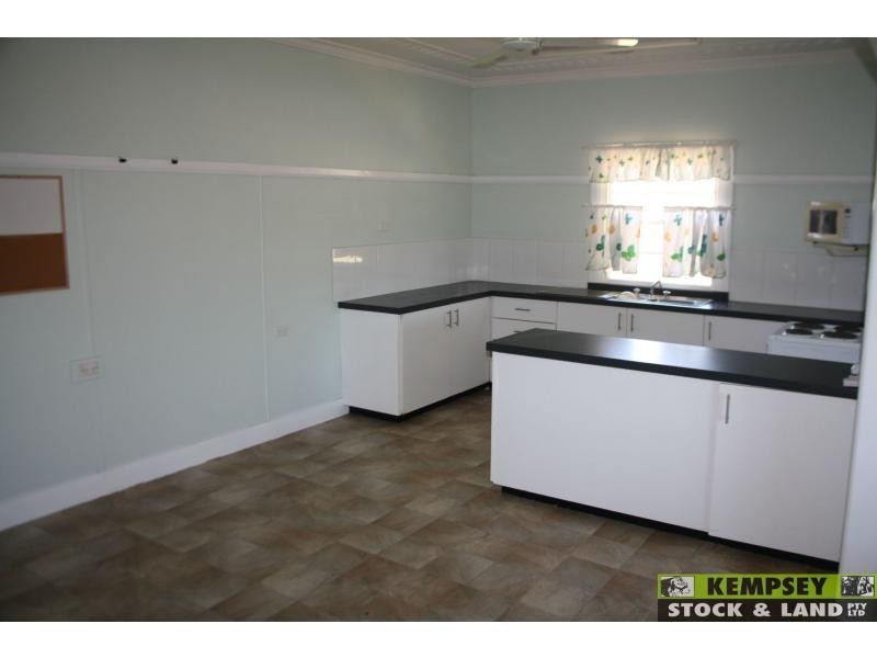 West Kempsey NSW 2440