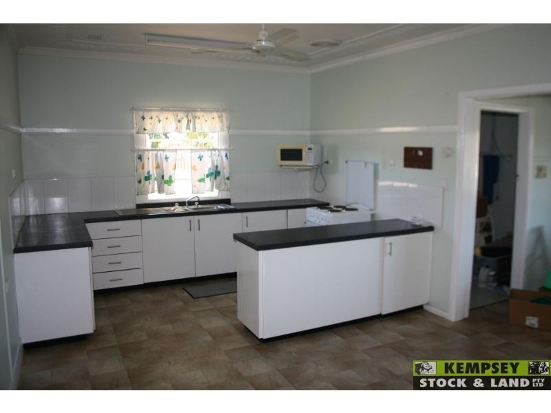 West Kempsey NSW 2440