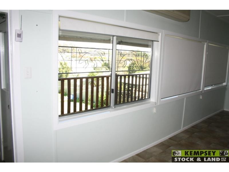 West Kempsey NSW 2440