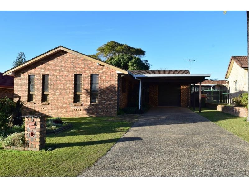 6 Palm Court, South West Rocks NSW 2431