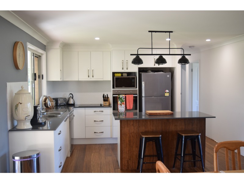 24 McPhillips Pl, Greenhill NSW 2440