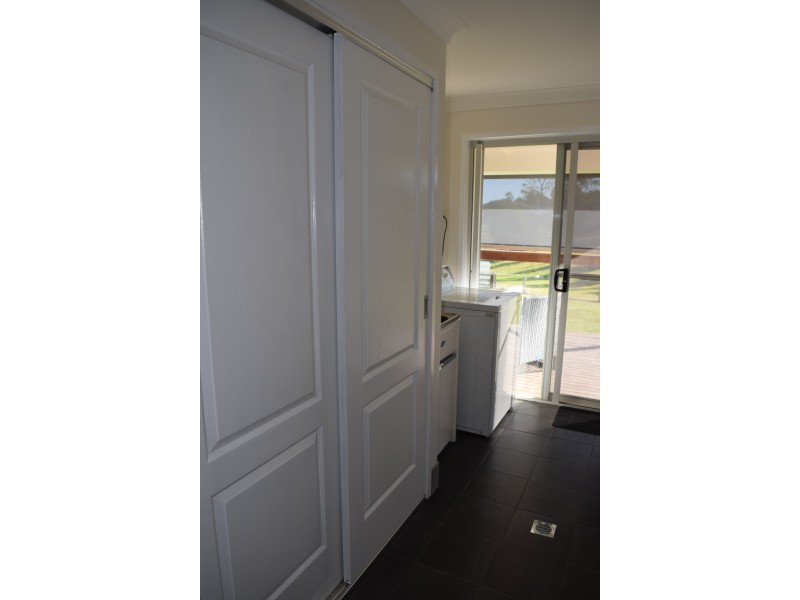 24 McPhillips Pl, Greenhill NSW 2440