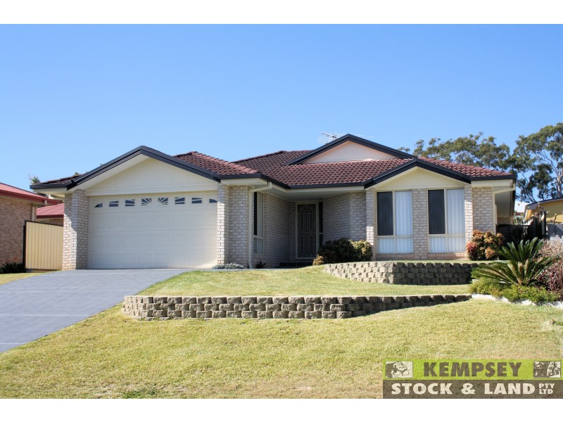 West Kempsey NSW 2440