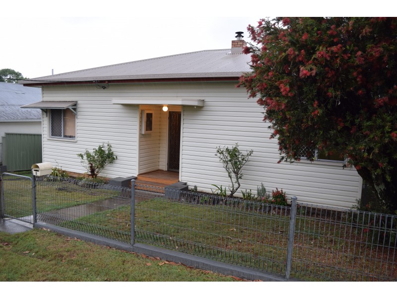 5 Greenfield Ave, West Kempsey NSW 2440