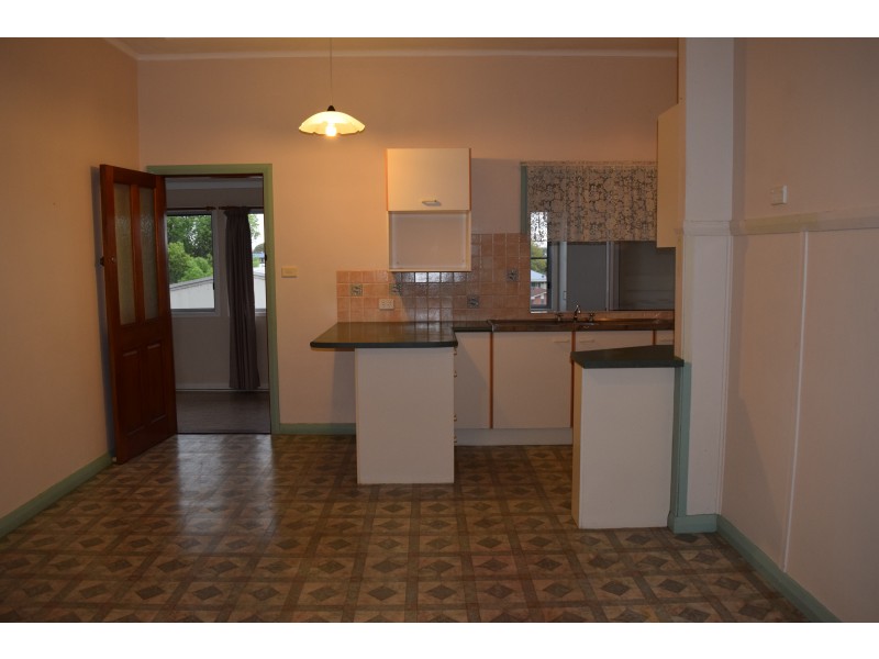 5 Greenfield Ave, West Kempsey NSW 2440