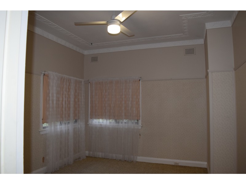 5 Greenfield Ave, West Kempsey NSW 2440