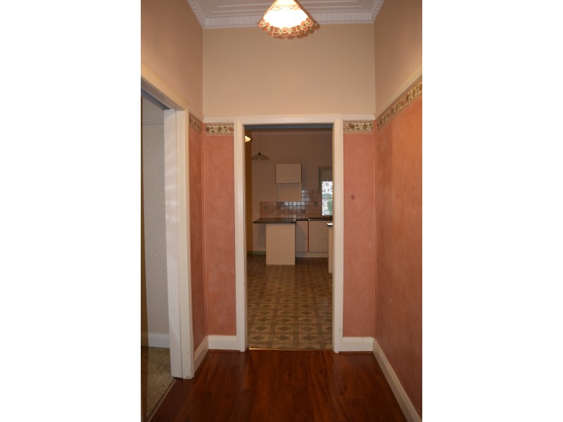 5 Greenfield Ave, West Kempsey NSW 2440