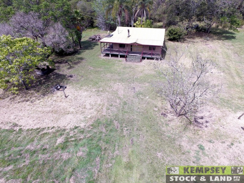 402 Battersons Road, Collombatti NSW 2440