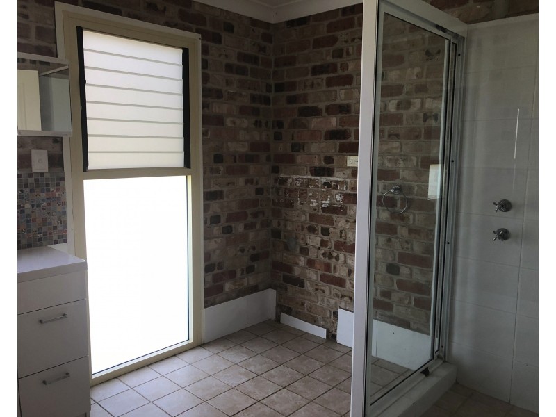 5 John St, Gladstone NSW 2440