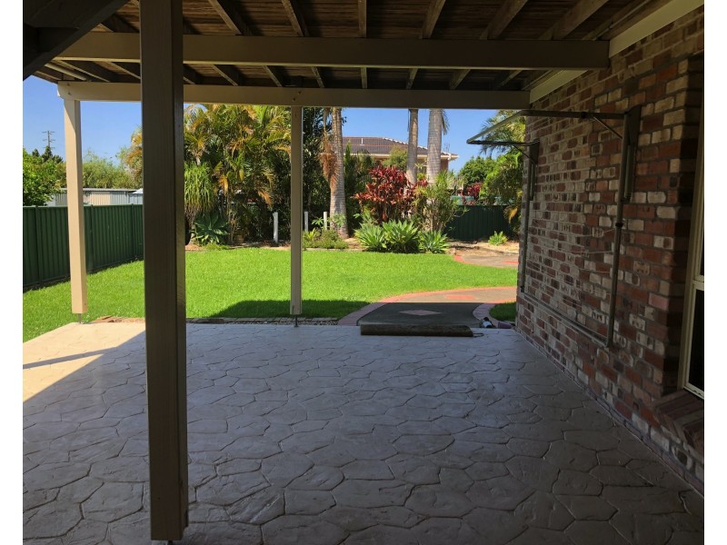 5 John St, Gladstone NSW 2440