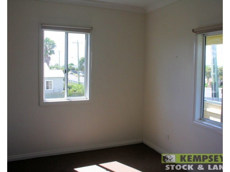 89 Macleay St, Frederickton NSW 2440