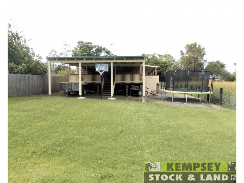 112 Edgar St, Frederickton NSW 2440