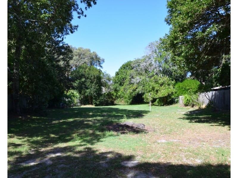 1 Belmore St, Crescent Head NSW 2440