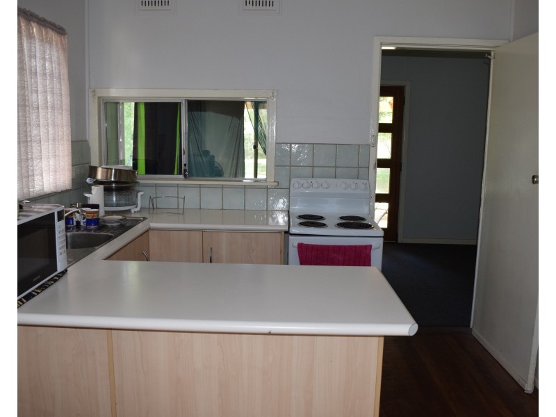 1 Belmore St, Crescent Head NSW 2440