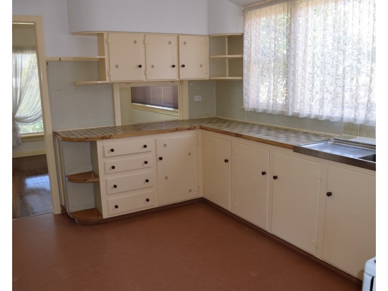 5 Jersey St, South Kempsey NSW 2440