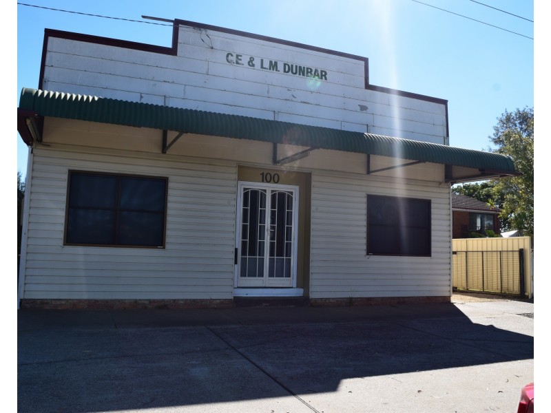 100 Broughton St, West Kempsey NSW 2440