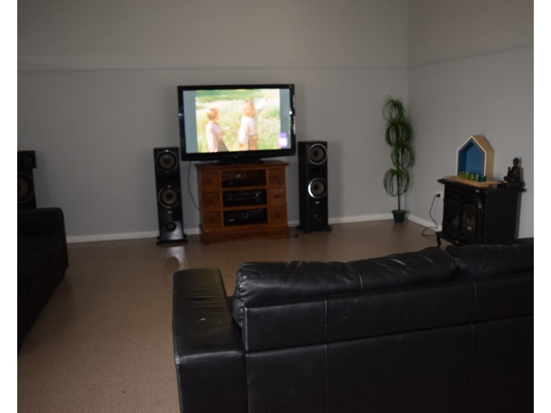 100 Broughton St, West Kempsey NSW 2440