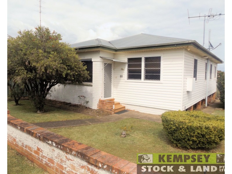 80 Kemp St, West Kempsey NSW 2440
